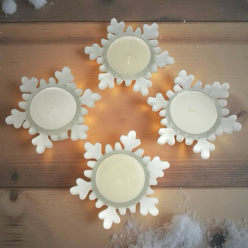 Crate‎ & Barrel Snowflake Frosted Glass Votive Candle Holders Xmas Set of 4 NOB